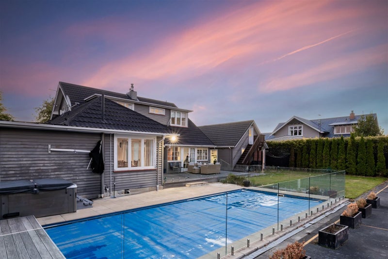 14 Memorial Avenue, Ilam, Christchurch - Carousel 23