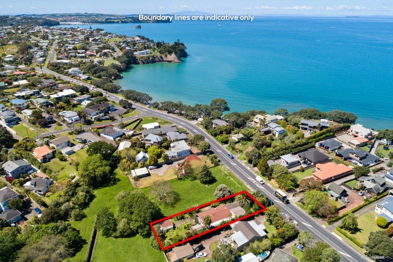 862 Whangaparaoa Road, Manly, Whangaparaoa - Carousel 2