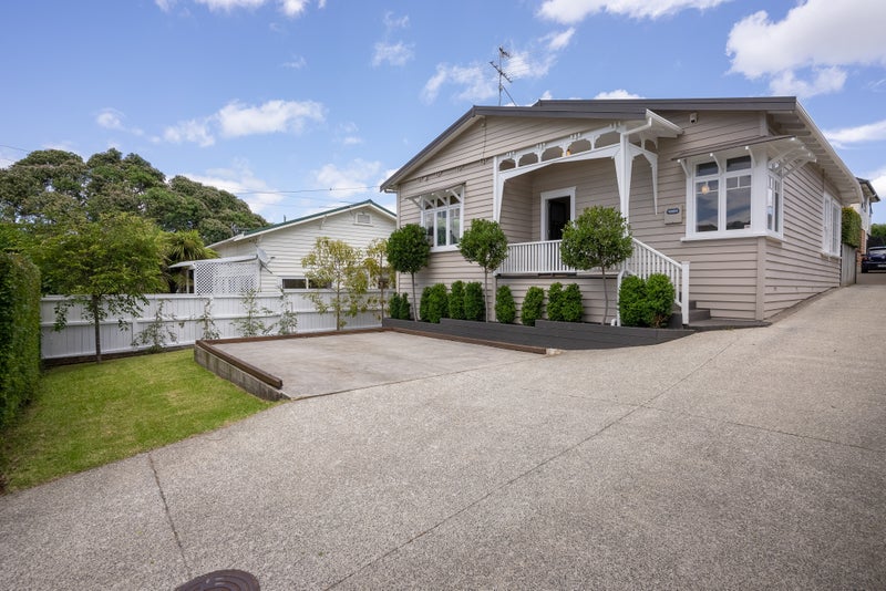 8 Athens Road, Onehunga, Auckland - Carousel 2
