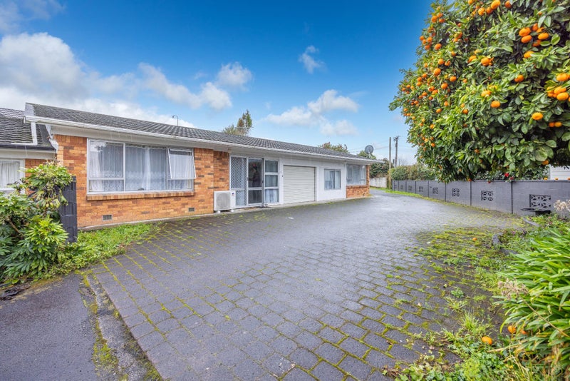 52A Berkley Avenue, Hillcrest, Hamilton - Carousel 1
