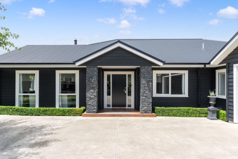 11 McDonald Way, Lansdowne, Masterton - Carousel 2