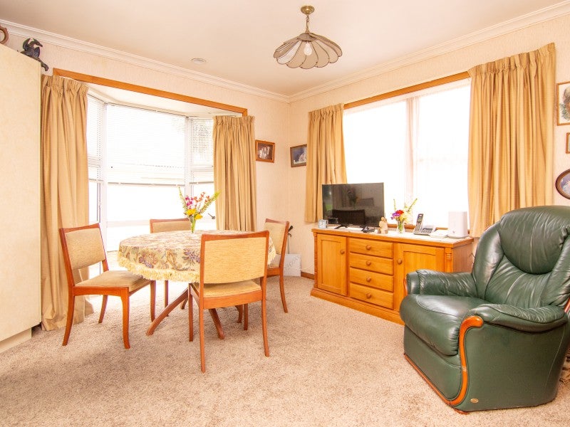 9 Henare Street, West End, Palmerston North - Carousel 2