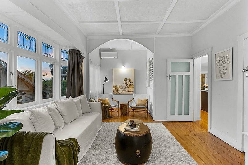 16 Rewa Road, Three Kings, Auckland - Carousel 2