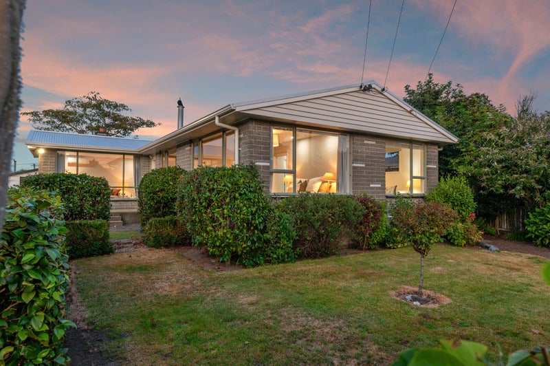 26 Chedworth Avenue, Bishopdale, Christchurch - Carousel 2