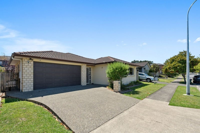 74 Baverstock Road, Flat Bush, Auckland - Carousel 21