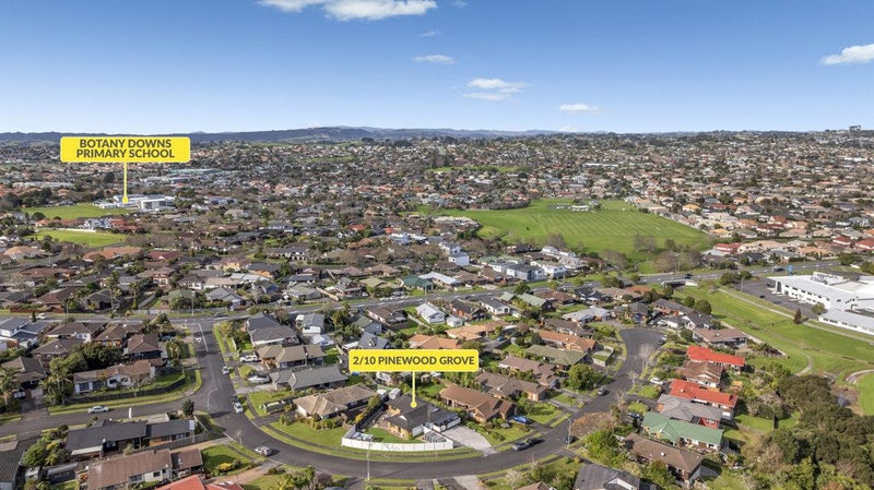 2/10 Pinewood Grove, Botany Downs, Auckland - Carousel 27