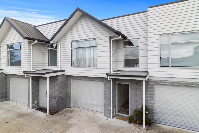 3/215 Massey Street, Frankton, Hamilton - Carousel 1