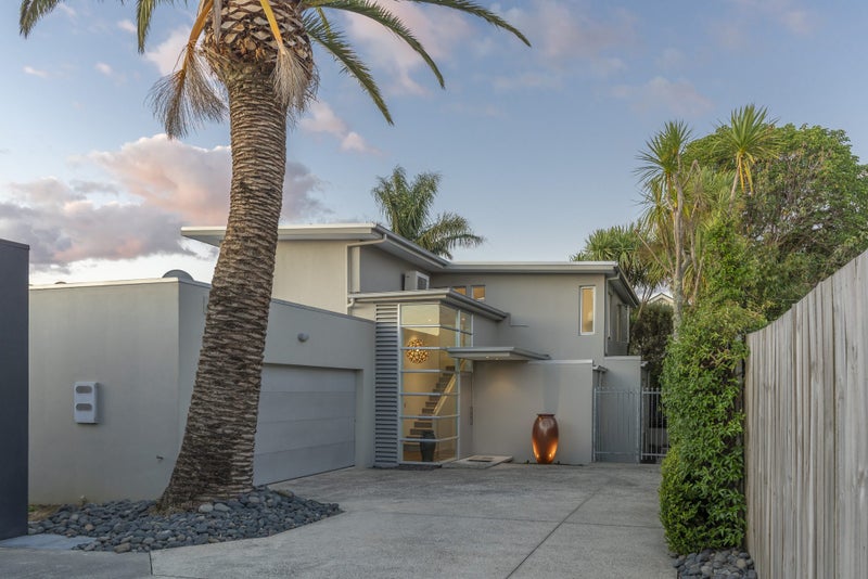 4 Dexter Avenue, Mount Eden, Auckland - Carousel 1