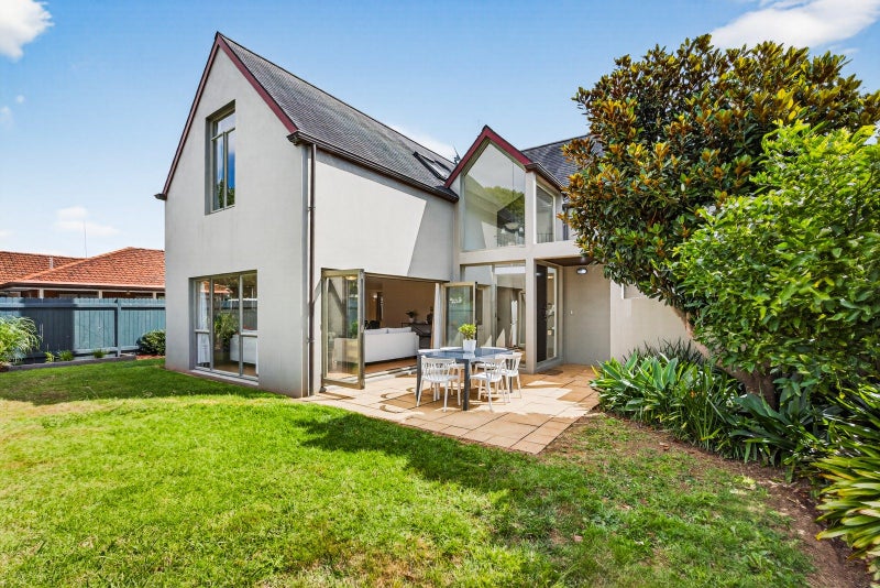 1/21 Campbell Road, One Tree Hill, Auckland - Carousel 1