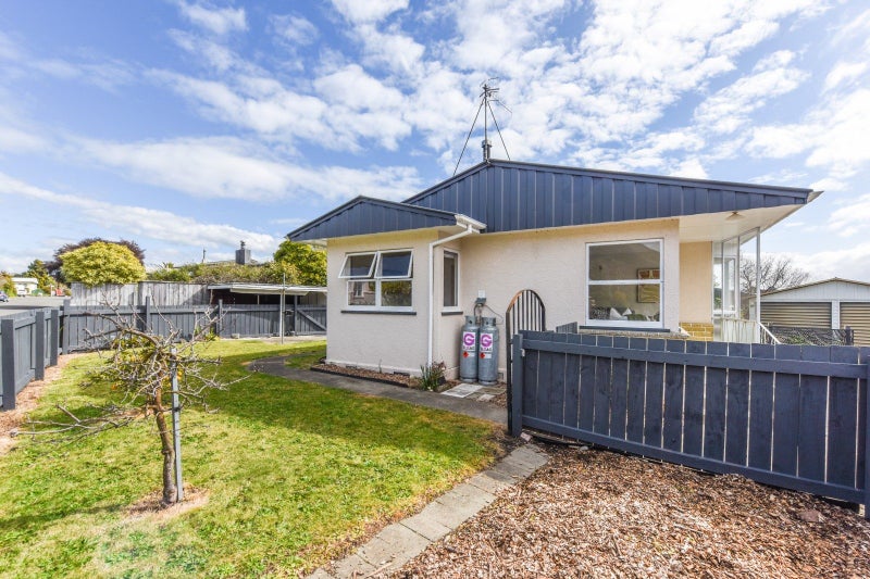 14 Hebberd Place, Richmond, Richmond - Carousel 1