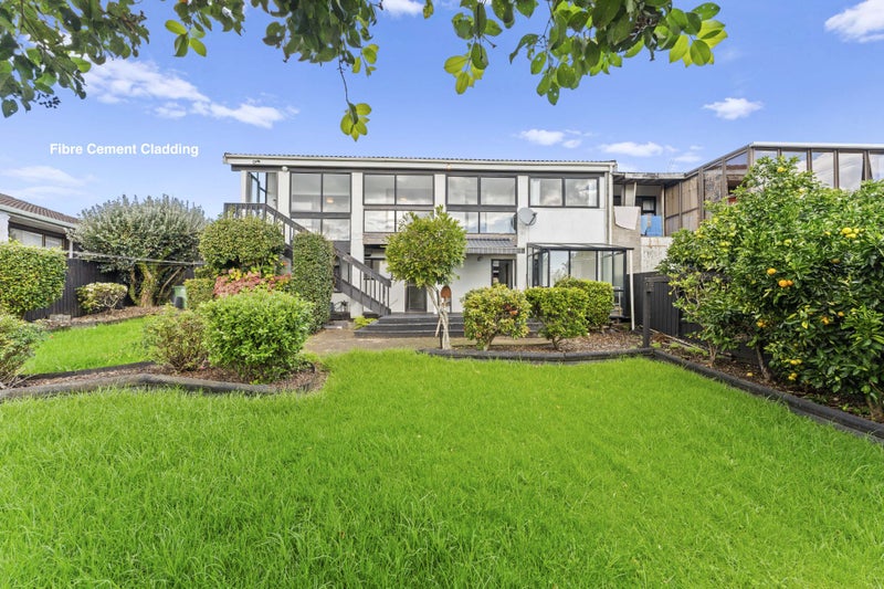 2/2 Monde Place, Clover Park, Auckland - Carousel 1