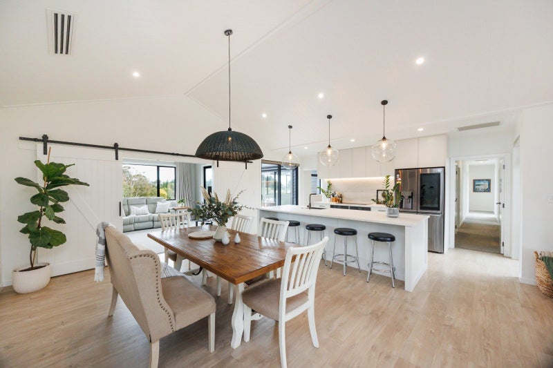 72 Hartwell Drive, Kelvin Grove, Palmerston North - Carousel 2