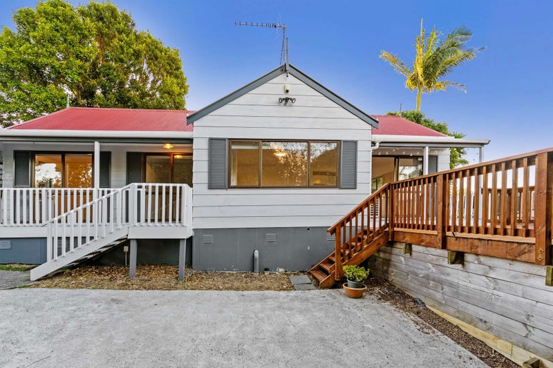 65 Reynella Drive, Massey, Auckland - Carousel 1