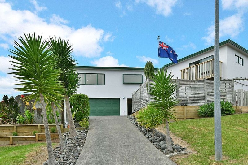 17 Coastal Heights, Stillwater, Silverdale - Carousel 1