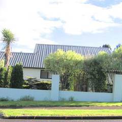 7 Ewhurst Place, Goodwood Heights, Auckland - Carousel 1