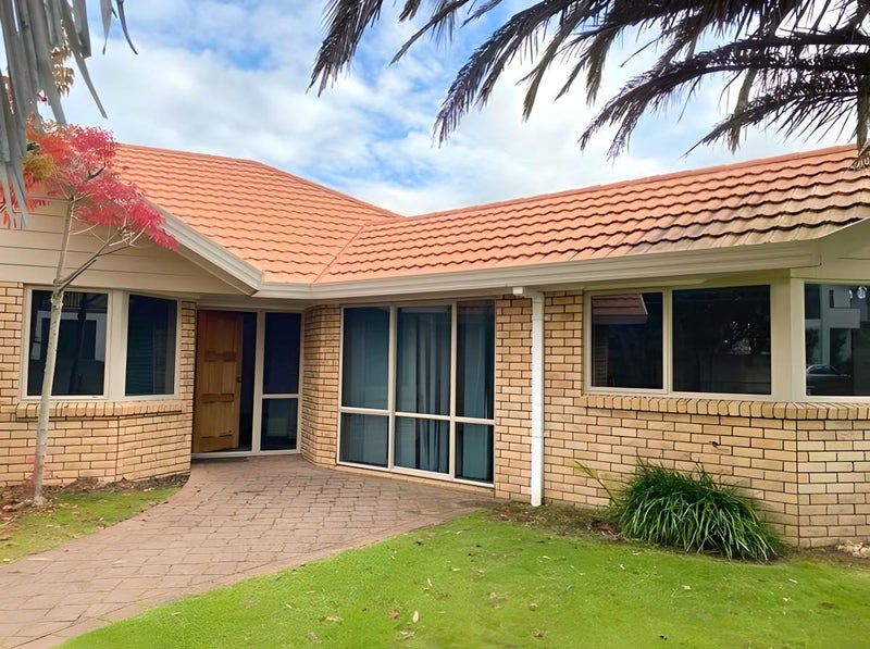 11 Ayrshire Drive, Grandview Heights, Hamilton - Carousel 1