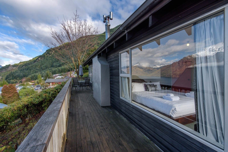 21 Watts Road, Fernhill, Queenstown - Carousel 13