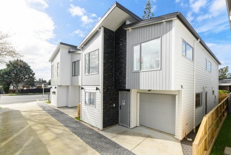 527C Pakuranga Road, Howick, Auckland - Carousel 1