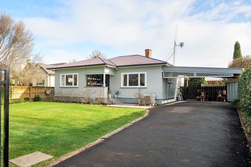 25 Casey Avenue, Fairfield, Hamilton - Carousel 1