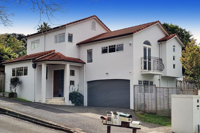 1/31 Wolsley Avenue, Milford, Auckland - Carousel 1