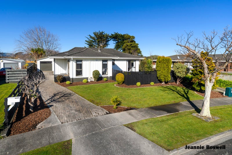 66 Carter Crescent, Awapuni, Palmerston North - Carousel 1