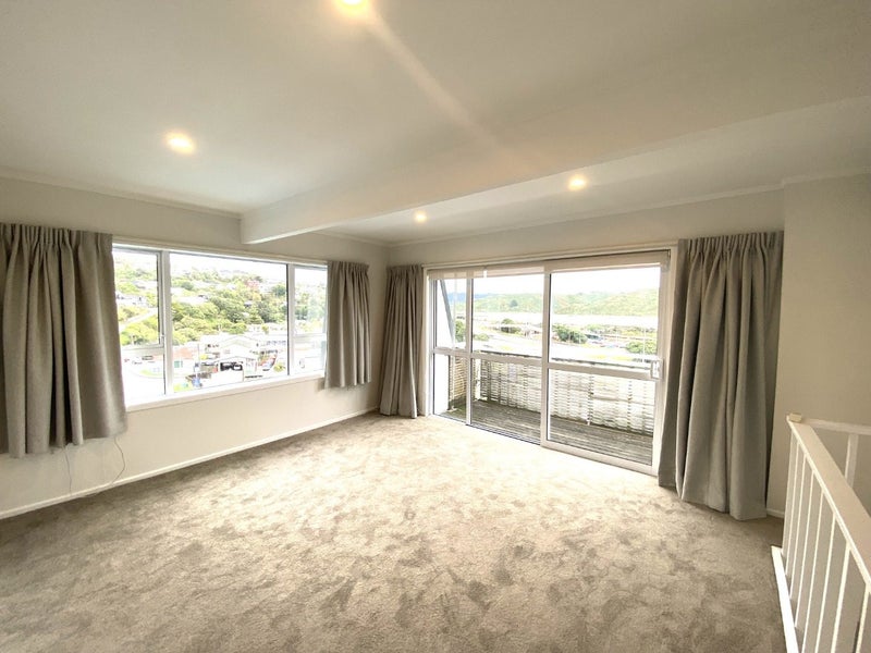 3/48 Paremata Crescent, Paremata, Porirua - Carousel 1