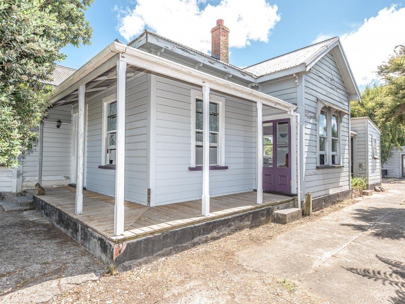 210 Heads Road, Gonville, Whanganui - Carousel 1