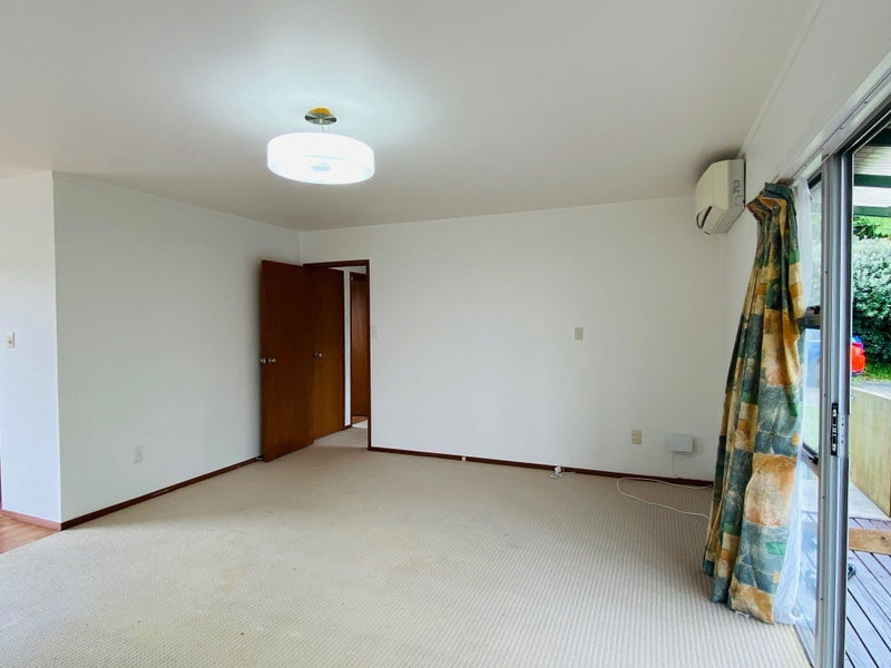 1/68 Lynden Avenue, Hillcrest, Auckland - Carousel 2