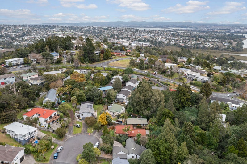 1/11 Emery Grove, Bayview, Auckland - Carousel 20