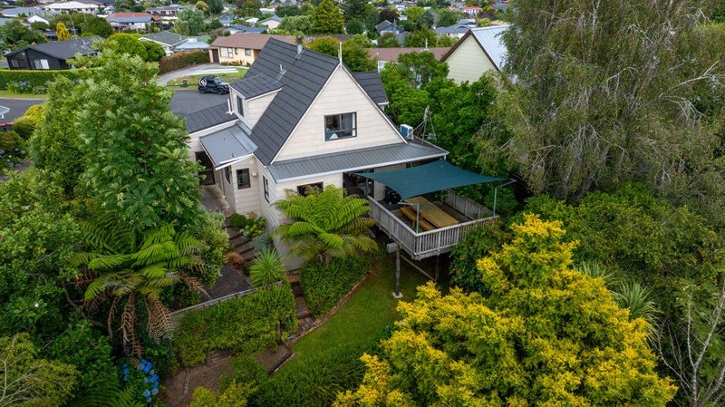 6 Deborah Place, Dinsdale, Hamilton - Carousel 1