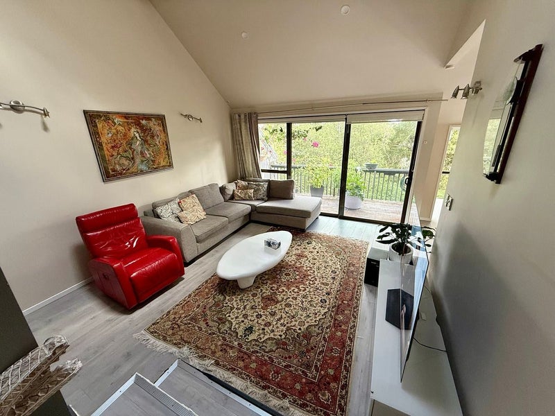 1/112 Coronation Road, Hillcrest, Auckland - Carousel 2