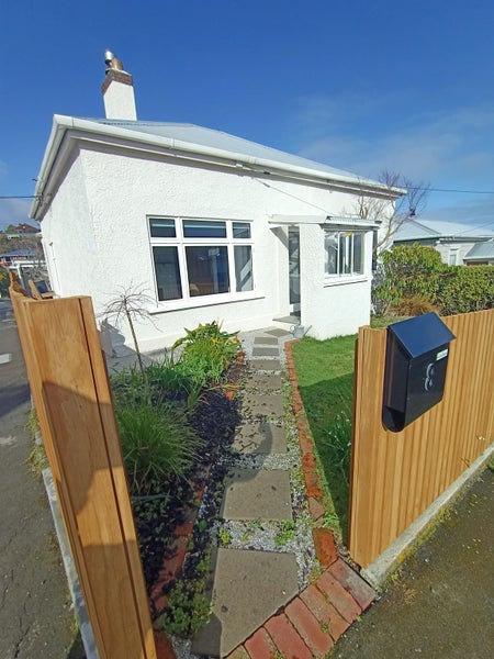 8 Maybank Street, North East Valley, Dunedin - Carousel 2