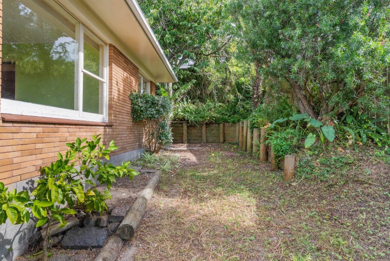 3/28 Gordon Avenue, Milford, Auckland - Carousel 2