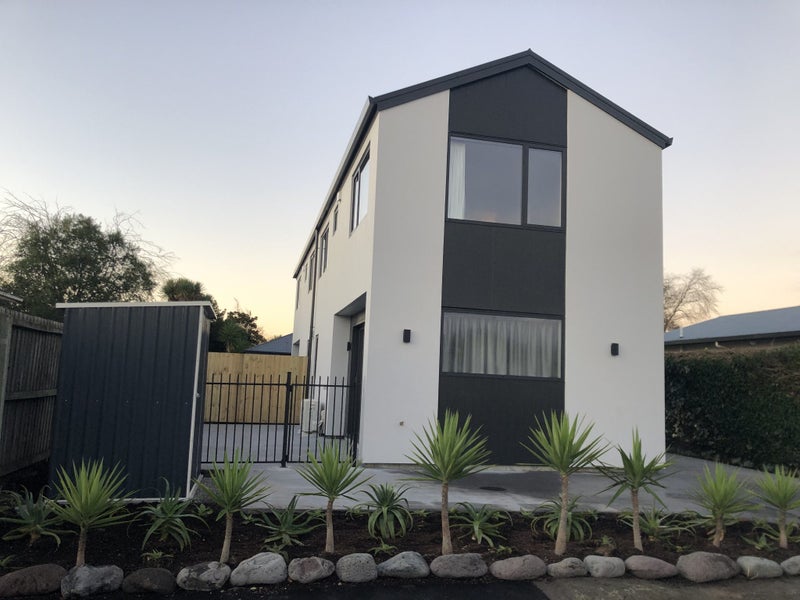 87 Charles Street, Waltham, Christchurch - Carousel 1