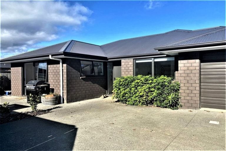 548A Queen Street East, Levin, Levin - Carousel 1