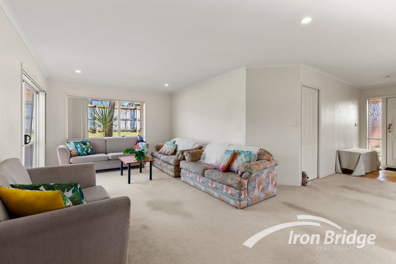 45 Waimahia Avenue, Weymouth, Auckland - Carousel 2