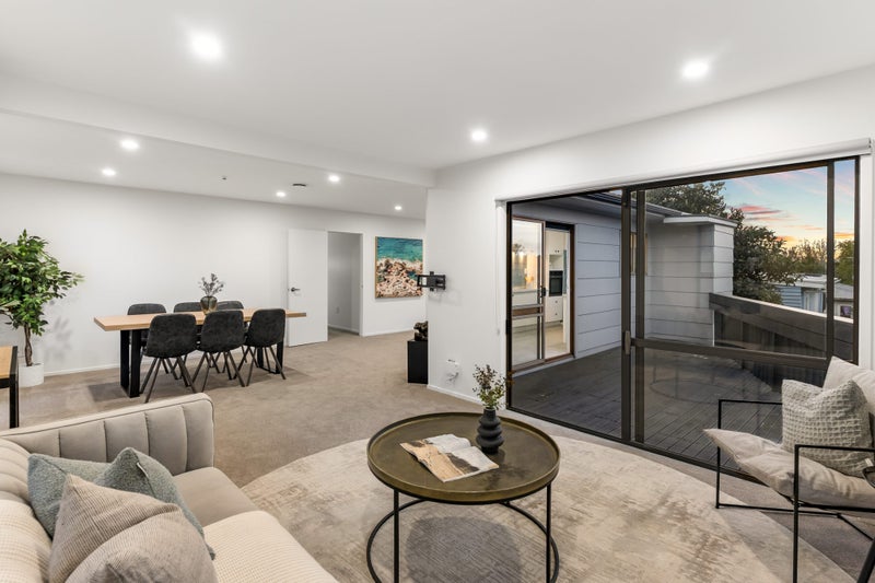 1/57 Aeroview Drive, Beach Haven, Auckland - Carousel 2