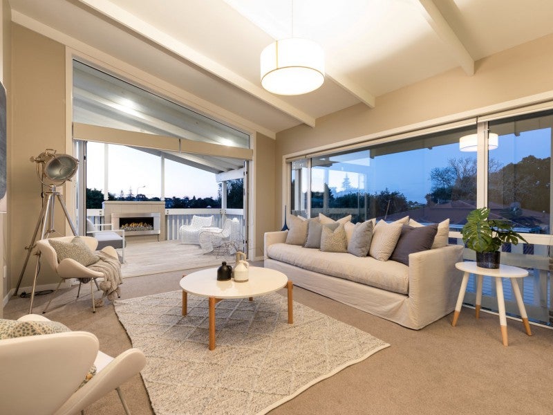 27 Hillcrest Road, Otumoetai, Tauranga - Carousel 2