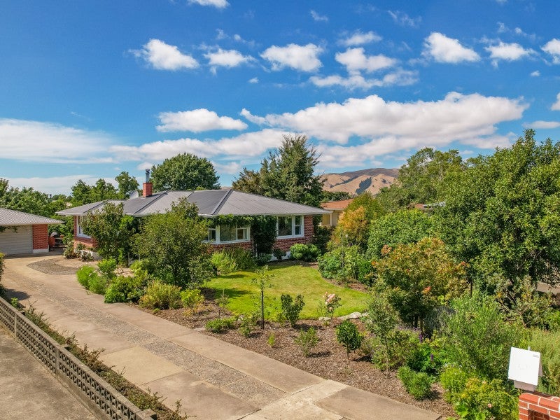 15 Houghton Crescent, Redwoodtown, Blenheim - Carousel 1