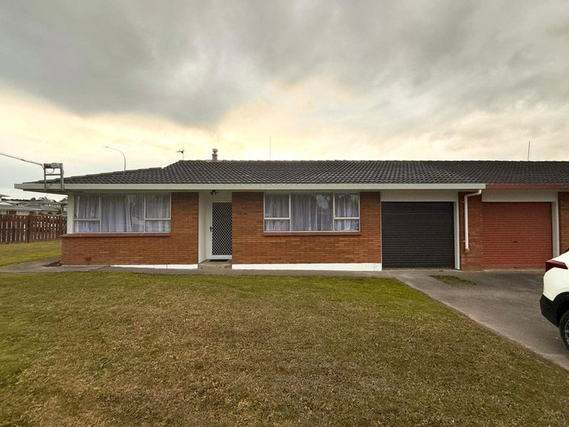 1/42 Sabulite Road, Kelston, Auckland - Carousel 1