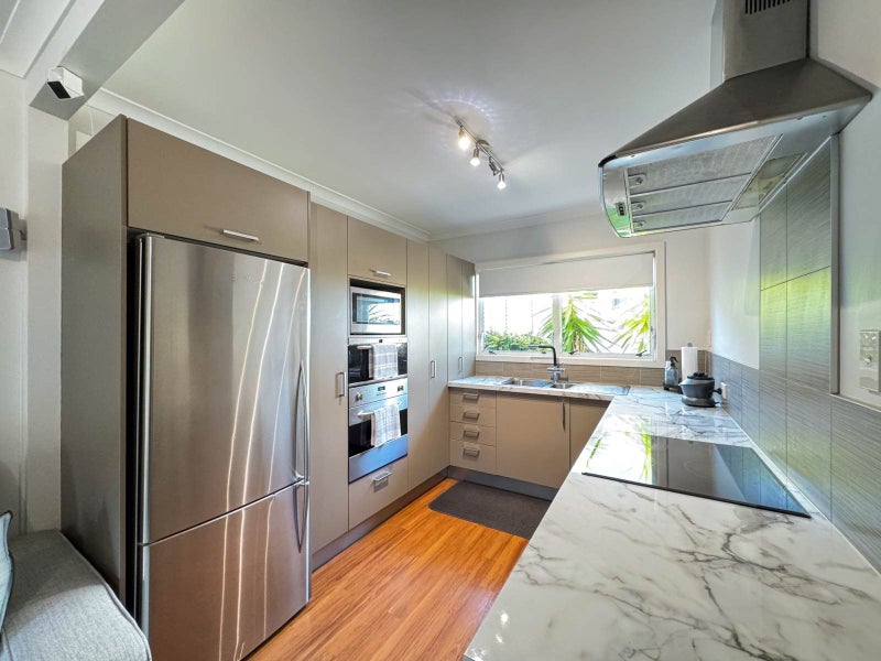 3/73 Ngatiawa Street, Onehunga, Auckland - Carousel 1