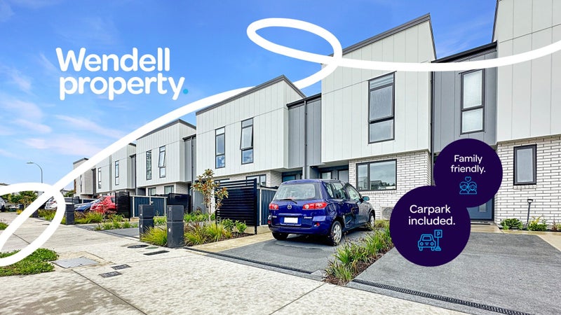 30 Cessna Crescent, Mangere, Auckland - Carousel 1