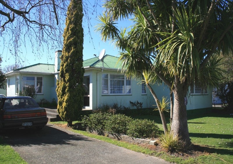 17 Gloucester Street, Takaro, Palmerston North - Carousel 1