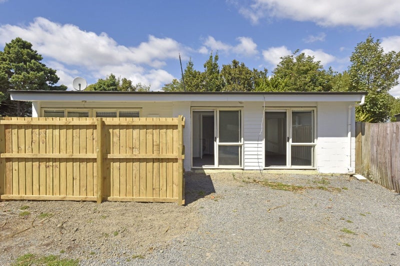 4 Aldgate Street, Redwood, Christchurch - Carousel 1