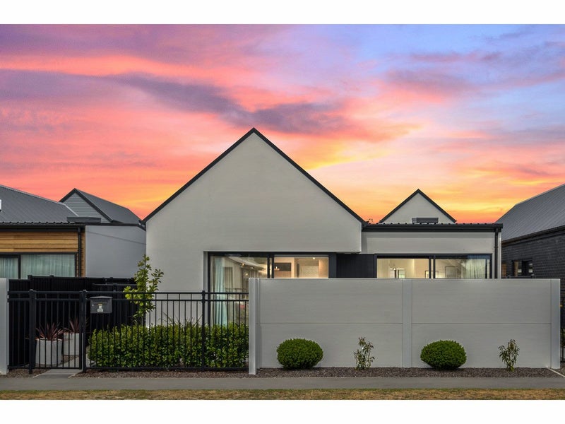 13 Horoeka Street, Avonhead, Christchurch - Carousel 1