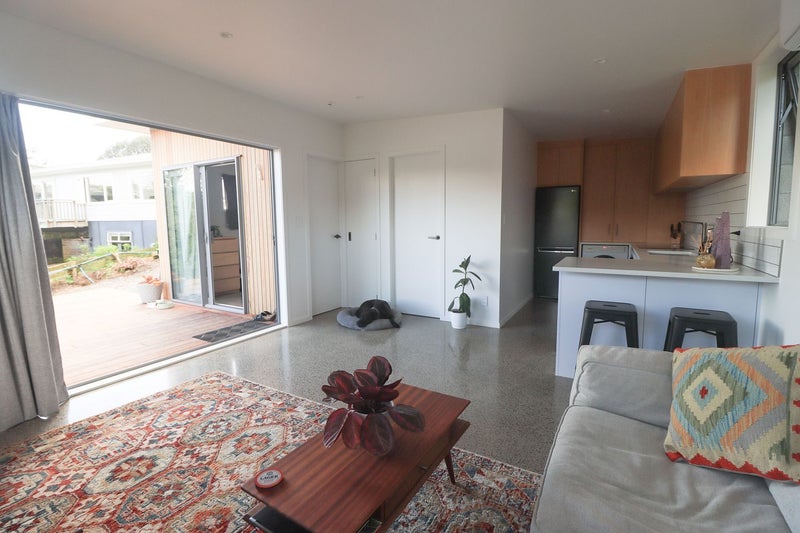 27 Tilden Avenue, Hillcrest, Auckland - Carousel 1