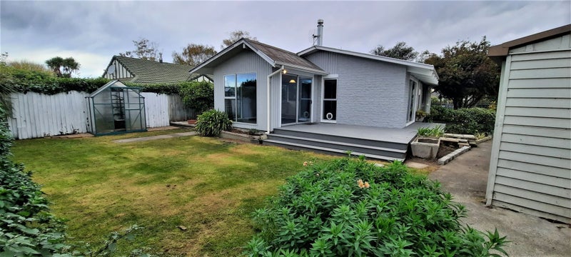 5 Clivedon Place, Redwood, Christchurch - Carousel 16