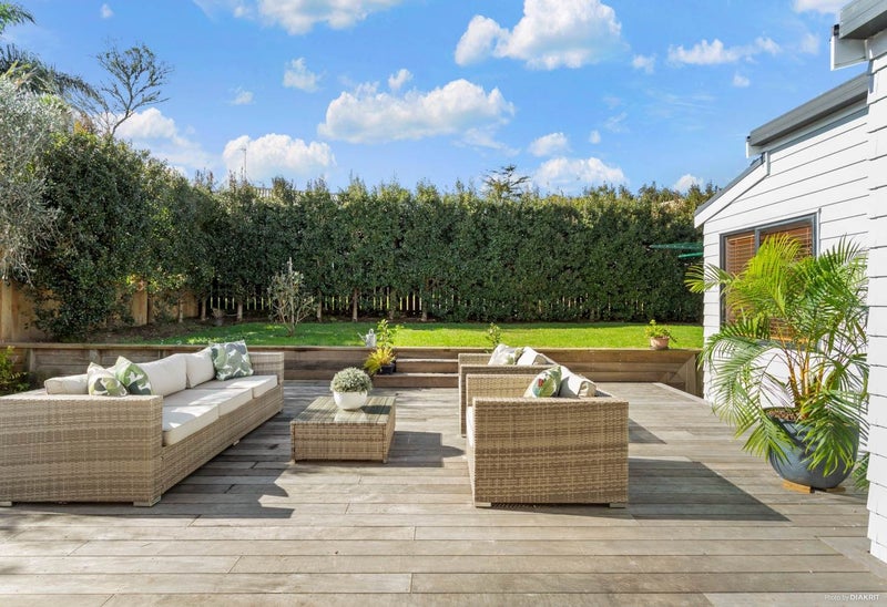 13 Centorian Drive, Windsor Park, Auckland - Carousel 2