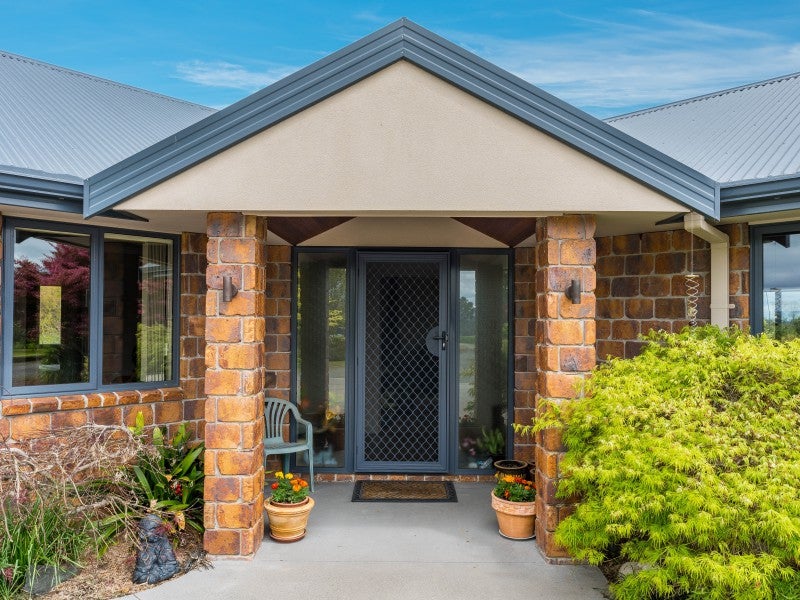 12 Pinedale Road, Putaruru - Carousel 2