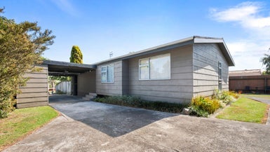 108 Tremaine Avenue, Westbrook, Palmerston North - Carousel 1